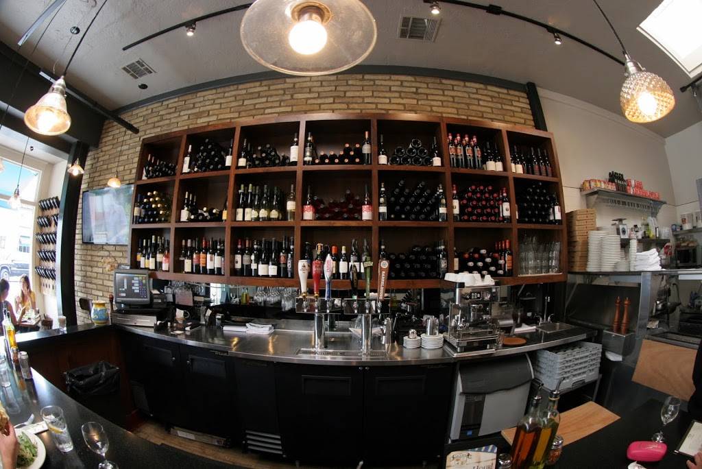 Ca Dario Pizzeria | restaurant | 29 E Victoria St, Santa Barbara, CA 93101, USA | 8058849419 OR +1 805-884-9419