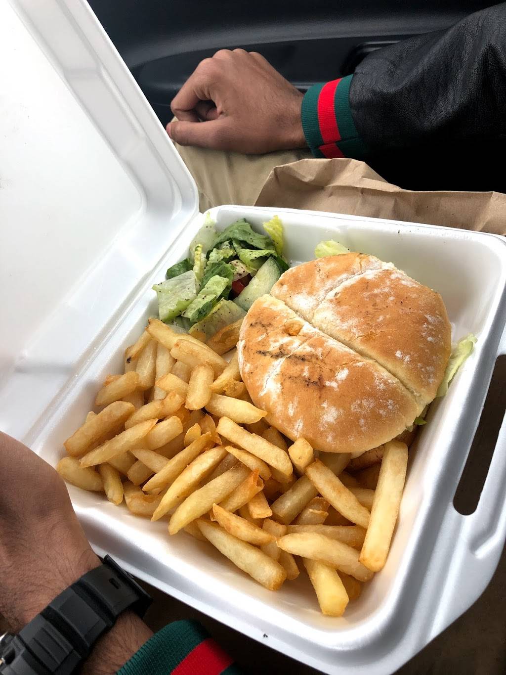 Shawarma Express | restaurant | 2901 Bd St Joseph, Drummondville, QC J2B 7P5, Canada | 8194791447 OR +1 819-479-1447