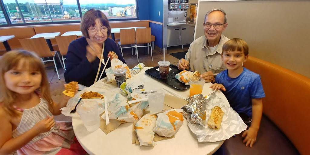 Taco Bell | meal takeaway | 2150 Winchester Rd NW, Huntsville, AL 35811, USA | 2566664450 OR +1 256-666-4450