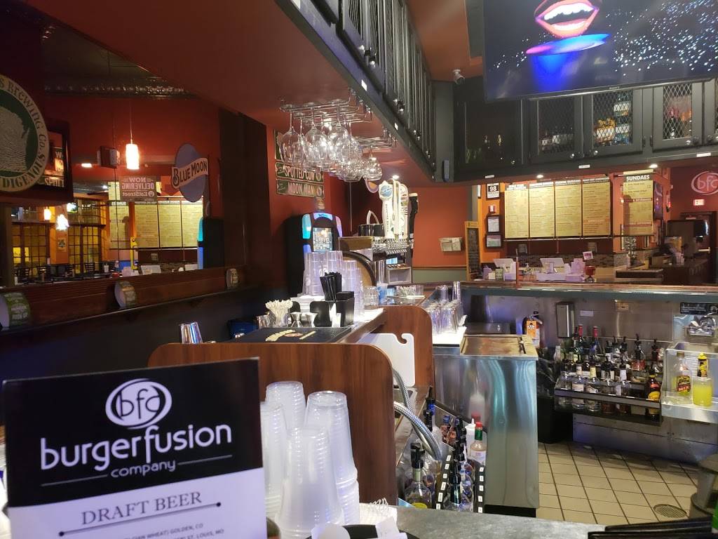 Burger Fusion Company Downtown LaCrosse | restaurant | 200 Pearl St, La Crosse, WI 54601, USA | 6088816398 OR +1 608-881-6398