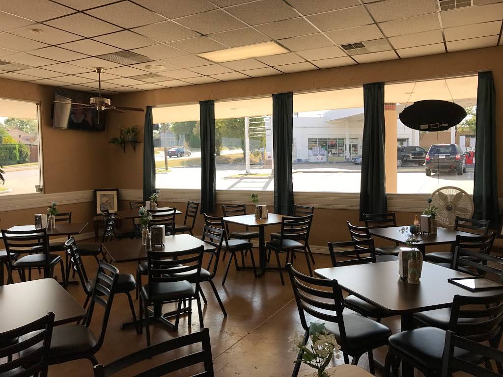 McKenzies Kitchen & Catering | restaurant | 1223 E Belt Line Rd, DeSoto, TX 75115, USA | 4693063120 OR +1 469-306-3120