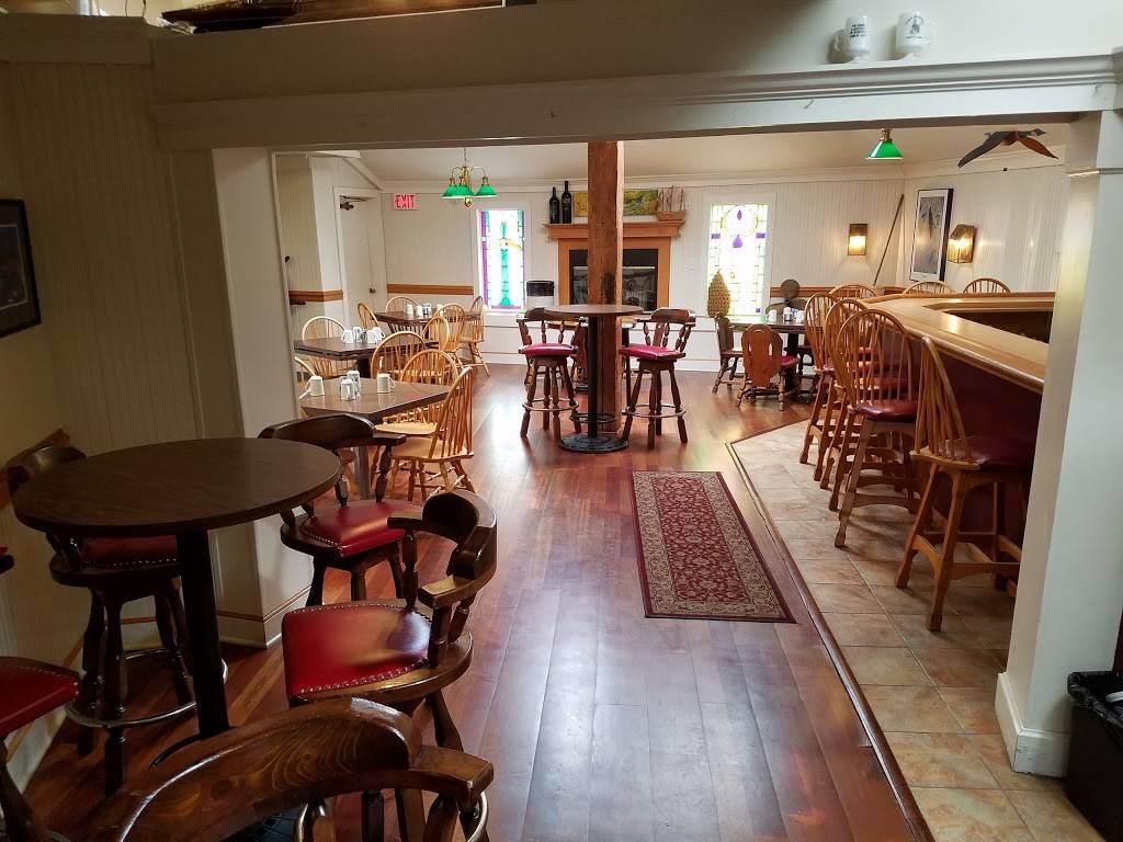 Scottys | restaurant | 5910 US-10, Ludington, MI 49431, USA | 2318434033 OR +1 231-843-4033