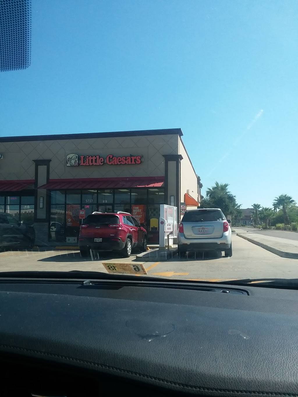 Little Caesars Pizza | meal takeaway | 5723 Saratoga Blvd, Corpus Christi, TX 78414, USA | 3614524452 OR +1 361-452-4452