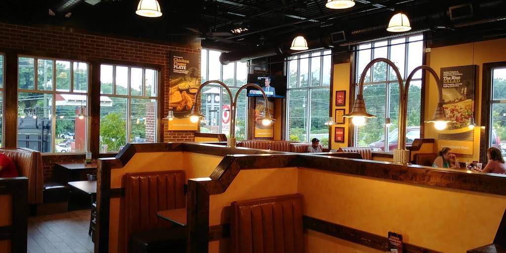 Zaxbys Chicken Fingers & Buffalo Wings | restaurant | 2205 Cobb Pkwy SE, Smyrna, GA 30080, USA | 7708580000 OR +1 770-858-0000