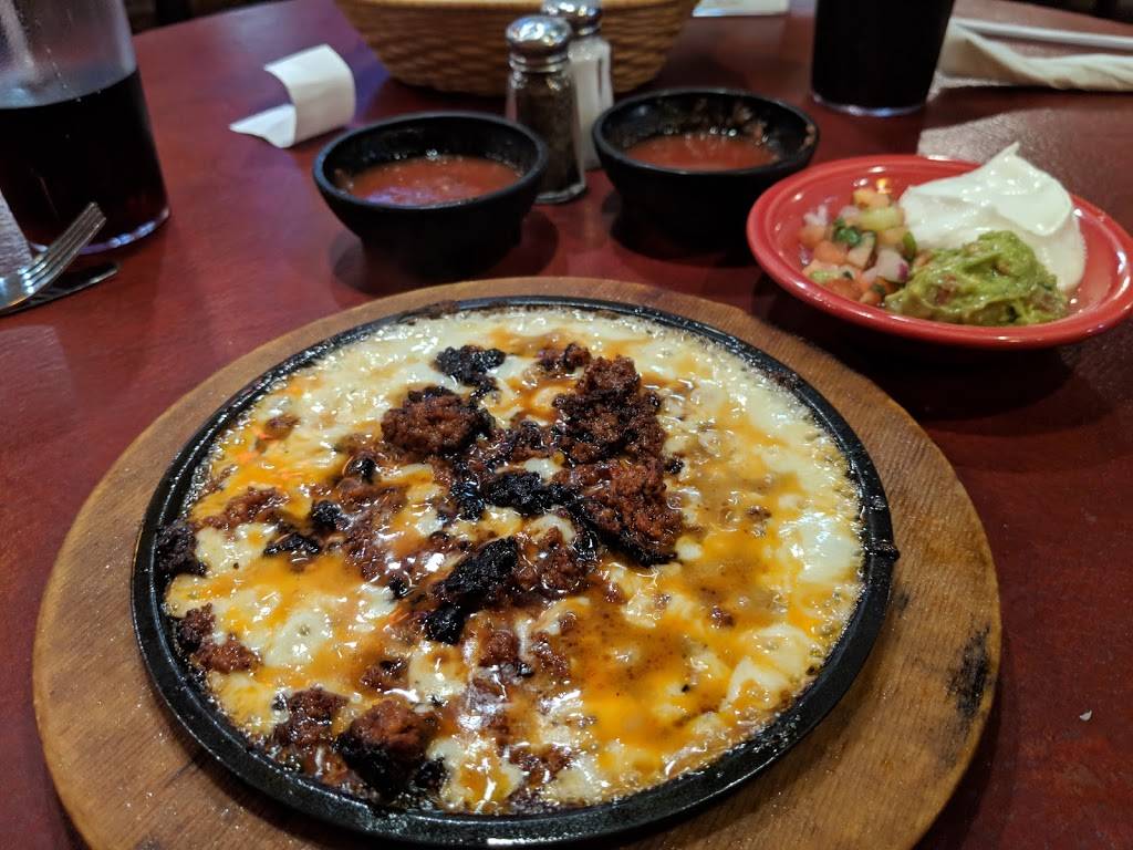 Laredos Mexican Bar & Grill | restaurant | 1860 Sandy Plains Rd, Marietta, GA 30066, USA | 6784533663 OR +1 678-453-3663