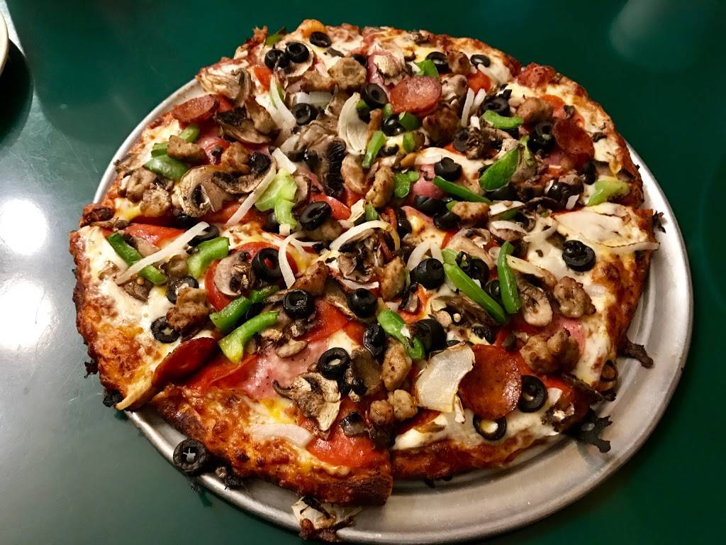 Round Table Pizza | meal delivery | 4330 Redondo Beach Blvd, Torrance, CA 90504, USA | 3103718009 OR +1 310-371-8009