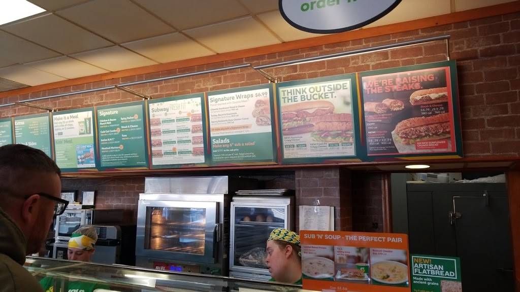 Subway | restaurant | 485 N 12th St, Middlesboro, KY 40965, USA | 6062485464 OR +1 606-248-5464