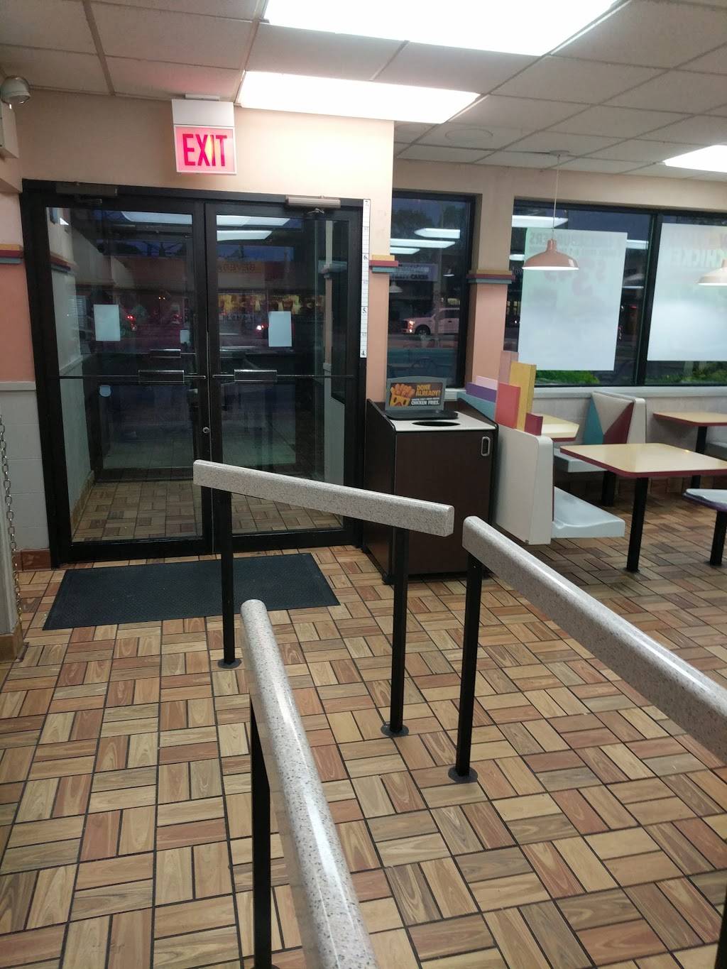 Burger King | restaurant | 1750 N Harlem Ave, Elmwood Park, IL 60707, USA | 7084564140 OR +1 708-456-4140