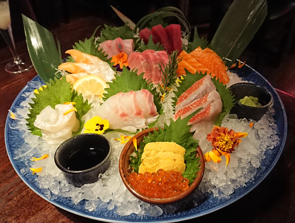 Naked Fishs Sushi & Grill | restaurant | 3945 S Durango Dr # A6, Las Vegas, NV 89147, USA | 7022288856 OR +1 702-228-8856