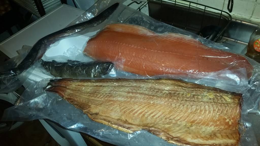 Delaware Delicacies Smoke House | restaurant | 420 Rhodes Rd, Hancock, NY 13783, USA | 6076374443 OR +1 607-637-4443