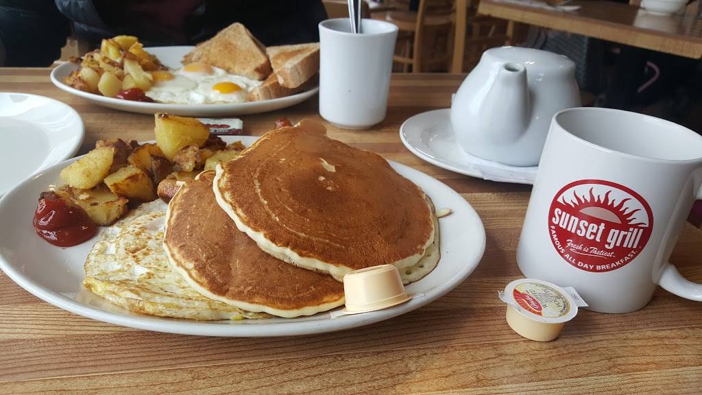 Sunset Grill | restaurant | 2500 Appleby Line, Burlington, ON L7L 0A2, Canada | 9053191419 OR +1 905-319-1419