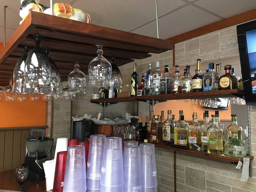 El Rey Burritos | restaurant | 1310 Grand Ave, West Des Moines, IA 50265, USA | 5152213577 OR +1 515-221-3577