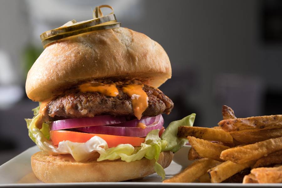 The J Bar Davenport | restaurant | 4215 Elmore Avenue, Davenport, IA 52807, USA | 5634686150 OR +1 563-468-6150