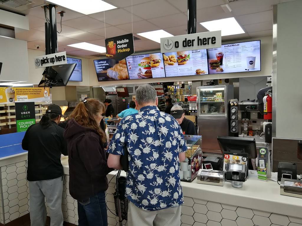 McDonalds | cafe | 185 Chestnut St, Redwood City, CA 94063, USA | 6503645316 OR +1 650-364-5316