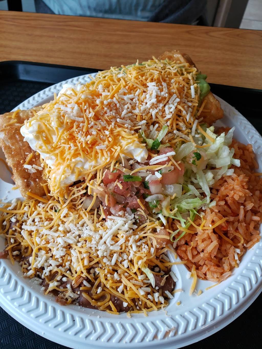 Juanitas Taco Shop | restaurant | 290 N Coast Hwy 101, Encinitas, CA 92024, USA | 7609439612 OR +1 760-943-9612