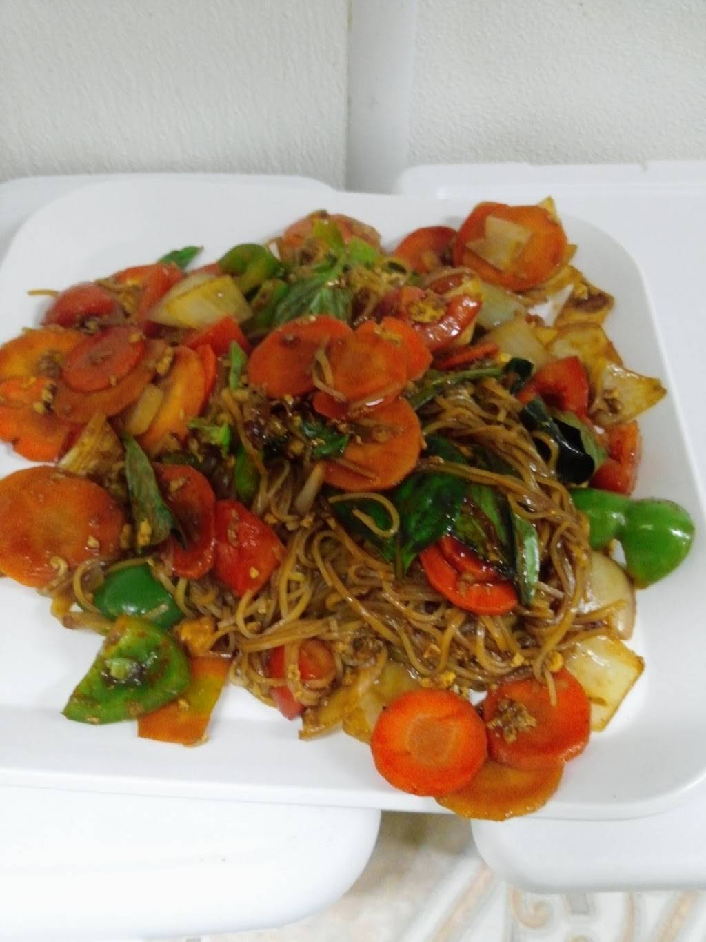 Jacks Pho House | restaurant | 10 W Main St, Marshalltown, IA 50158, USA | 6413281480 OR +1 641-328-1480