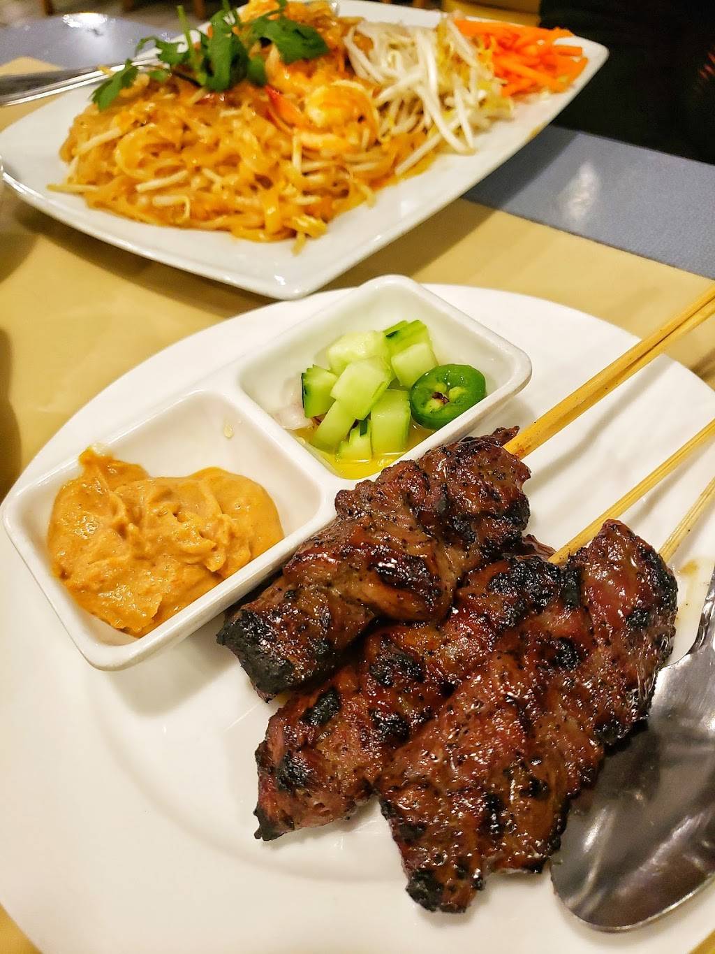 Thai Barbeque | restaurant | 2801 E 7th St, Long Beach, CA 90804, USA | 5624333368 OR +1 562-433-3368