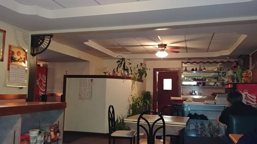 New China House | restaurant | 102 Main St, New Paltz, NY 12561, USA | 8452558438 OR +1 845-255-8438