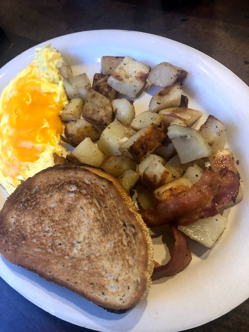 Als Deli | meal takeaway | 1717 E 9th St #101, Cleveland, OH 44114, USA | 2165899223 OR +1 216-589-9223