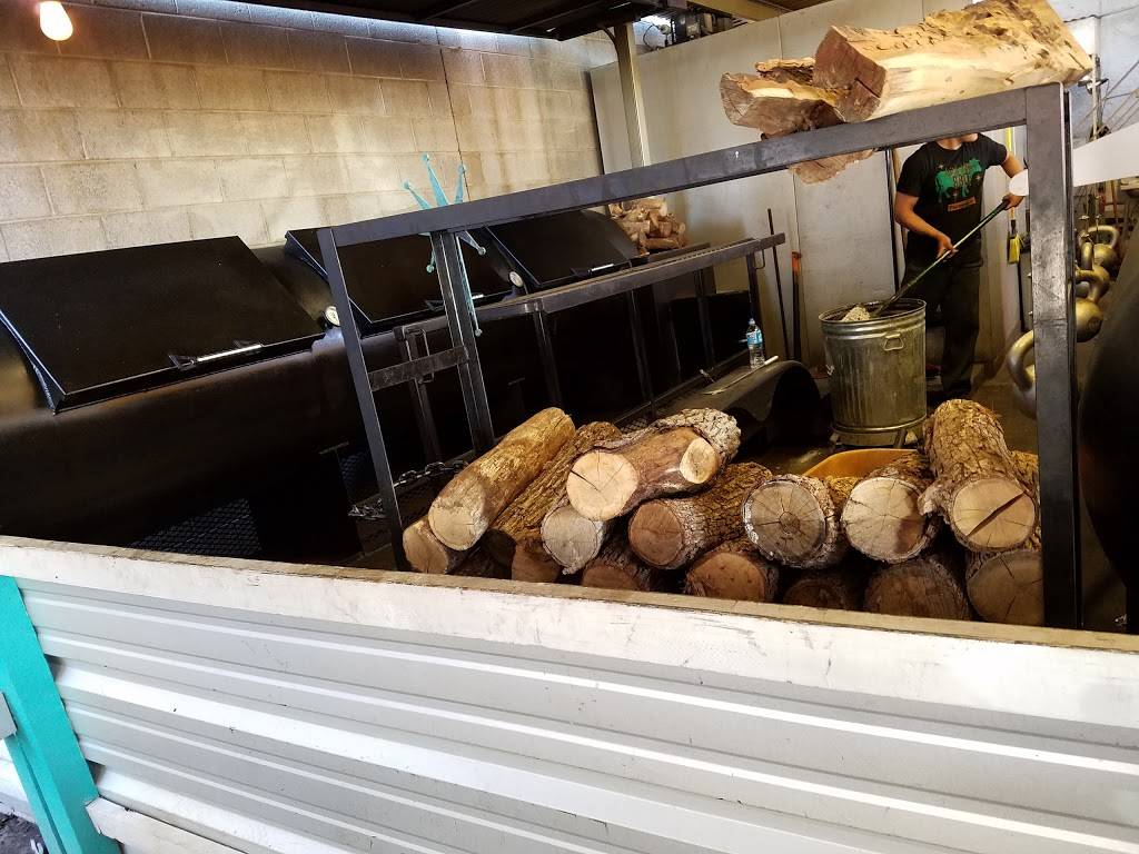 Little Miss BBQ | restaurant | 4301 E University Dr, Phoenix, AZ 85034, USA | 6024371177 OR +1 602-437-1177