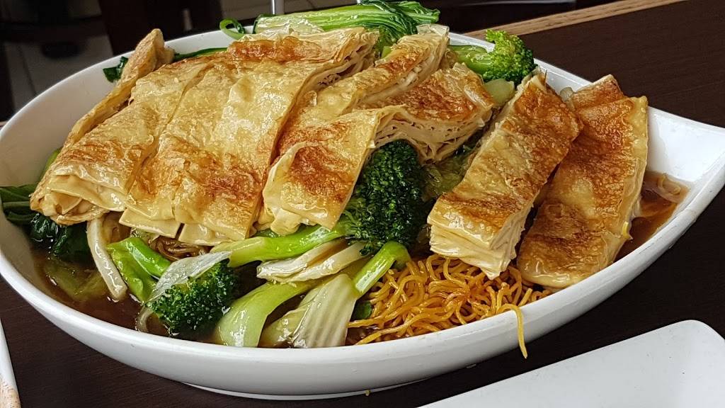 Greens Vegetarian Restaurants | restaurant | 638 Dundas St W, Toronto, ON M5T 1H8, Canada | 4166033337 OR +1 416-603-3337