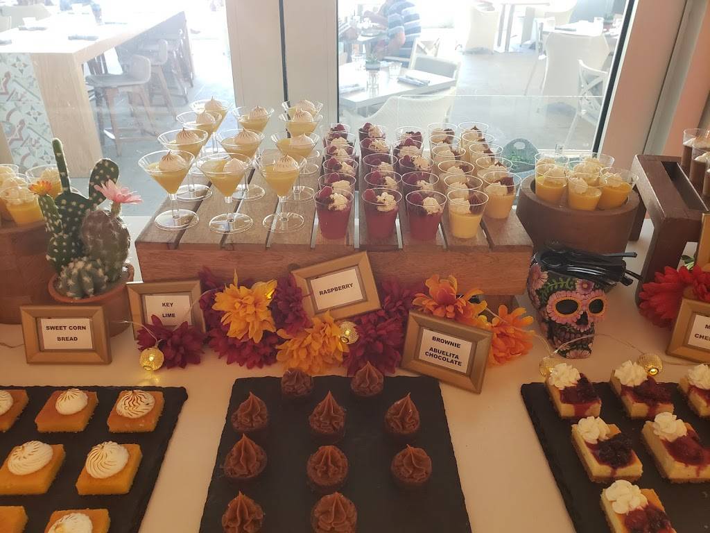 Diez y Seis | restaurant | 1901 Collins Ave, Miami Beach, FL 33139, USA | 3056953226 OR +1 305-695-3226