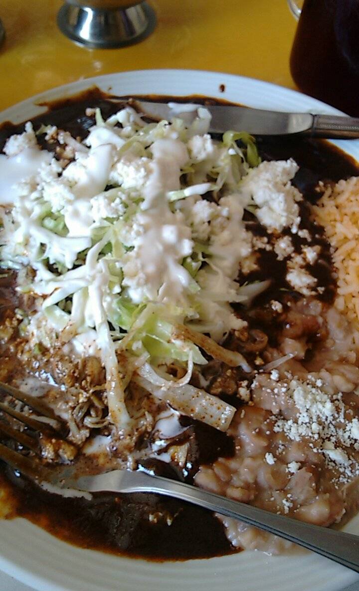 La lonchera del amor | restaurant | Av Revolución 600, El Refugio, 21440 Tecate, B.C., Mexico | 016656547127 OR +52 665 654 7127