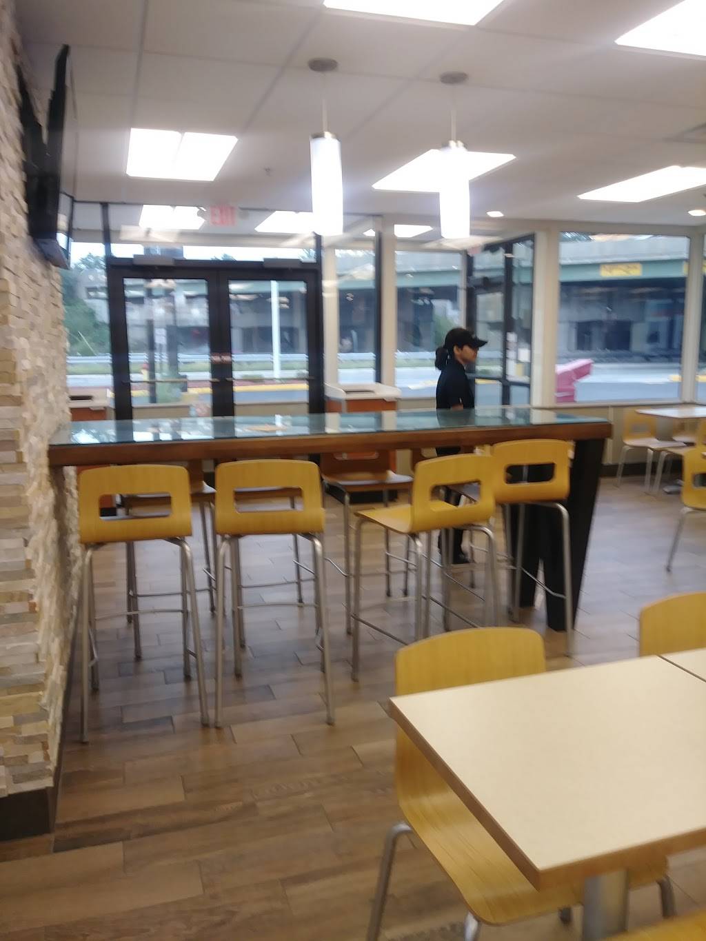 Wendys | restaurant | 2099 US-46, Parsippany, NJ 07054, USA | 9732639305 OR +1 973-263-9305