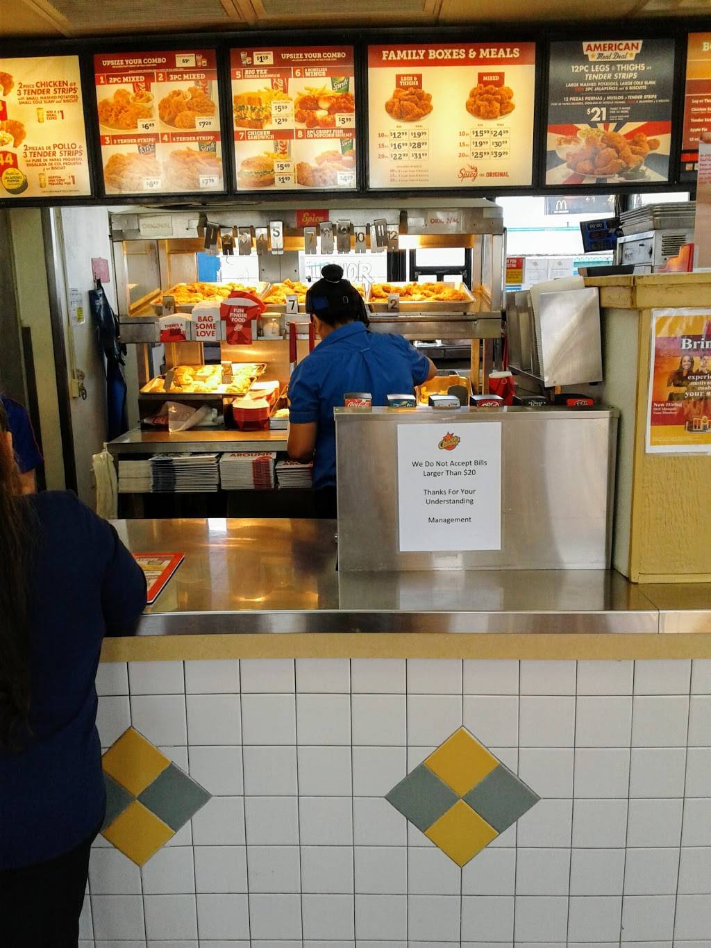 Churchs Chicken | restaurant | 4296 W Thomas Rd, Phoenix, AZ 85019, USA | 6022729127 OR +1 602-272-9127