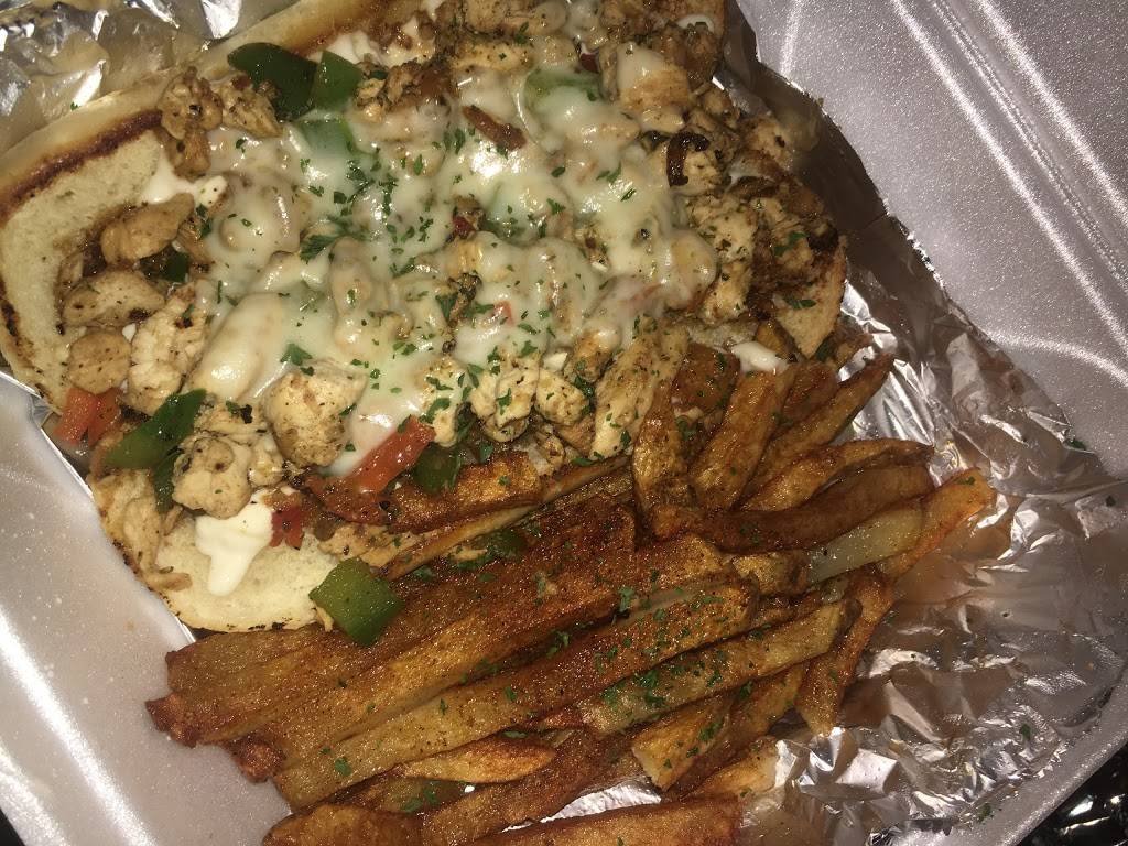 Sub City | restaurant | 20920 Southgate Park Blvd, Maple Heights, OH 44137, USA | 2166638888 OR +1 216-663-8888