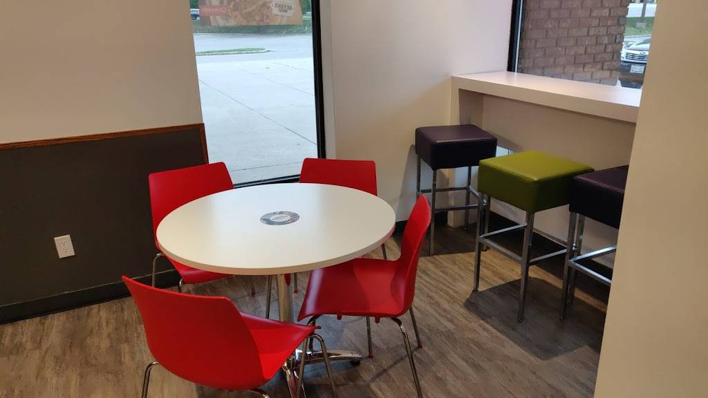 Quesada Burritos & Tacos | restaurant | 4490 Fairview St, Burlington, ON L7L 5P9, Canada | 9053335006 OR +1 905-333-5006