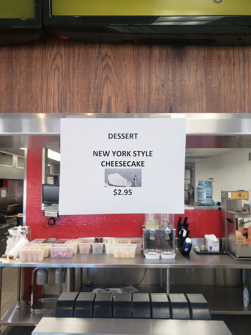 The Crispy Chick | restaurant | 5618 Woodland Ave, Cleveland, OH 44104, USA | 2163314700 OR +1 216-331-4700