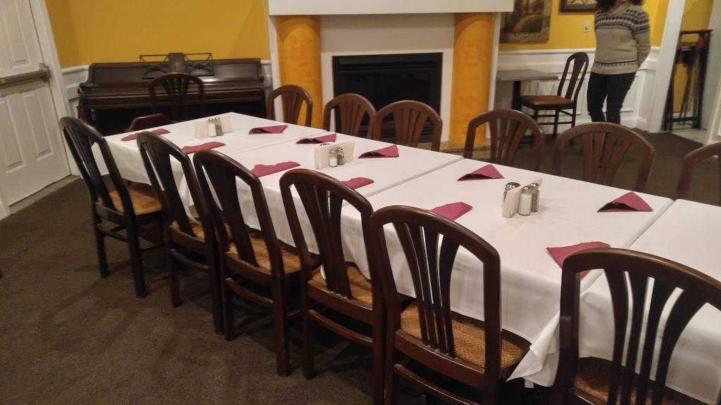 Wine & Cheese | restaurant | 1861 Smith St, North Providence, RI 02911, USA | 4013493446 OR +1 401-349-3446