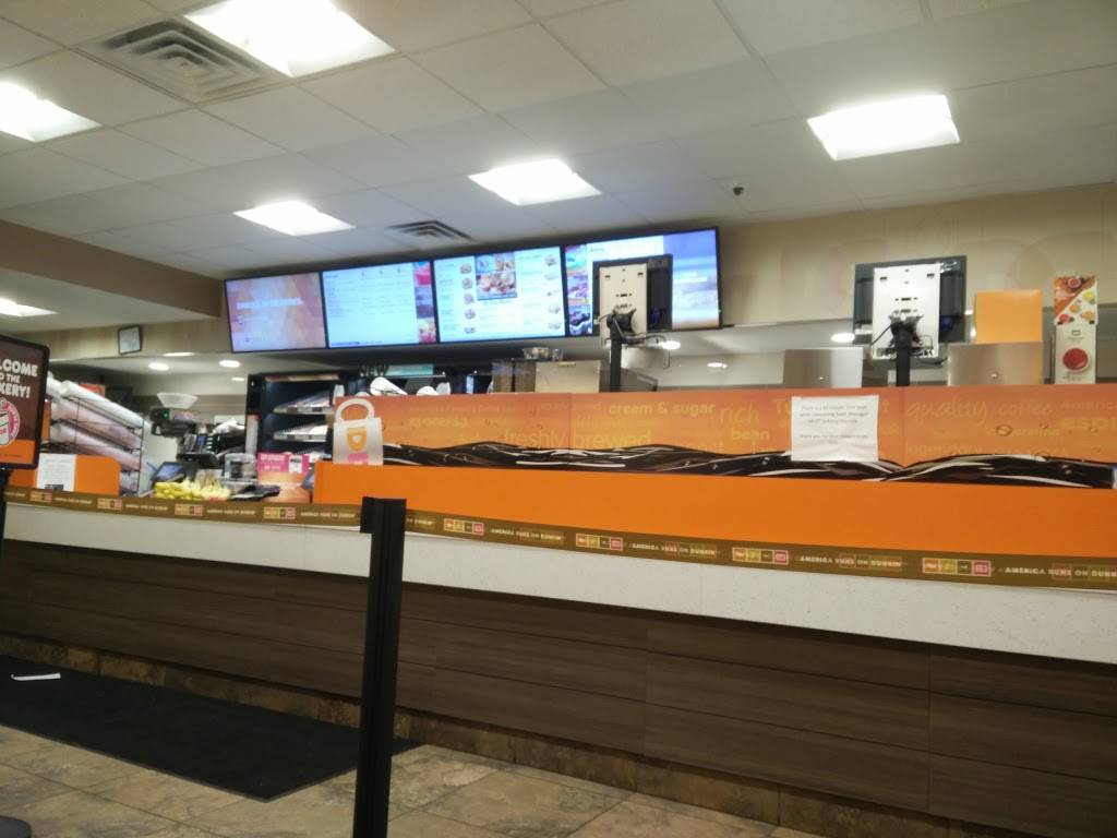 Dunkin Donuts | cafe | 10 W Chicago Ave, Chicago, IL 60654, USA | 3126431224 OR +1 312-643-1224