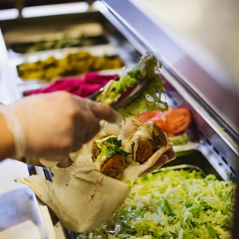 Restaurant Amir | restaurant | 2272 Rue de lHortensia, Terrebonne, QC J7M 2B5, Canada | 4503126068 OR +1 450-312-6068