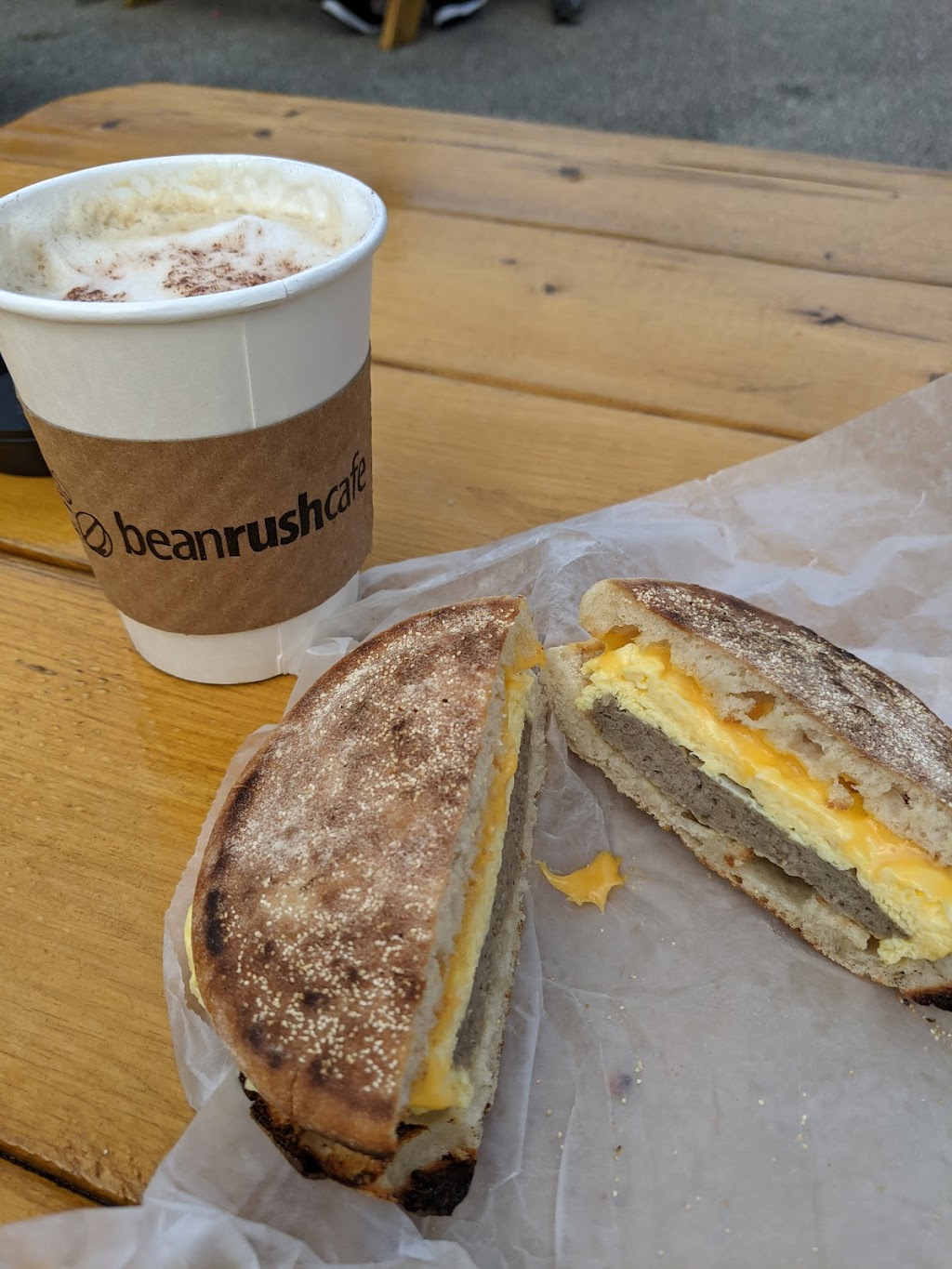 Bean Rush Cafe | cafe | 1015 Generals Hwy, Crownsville, MD 21032, USA | 4109231546 OR +1 410-923-1546