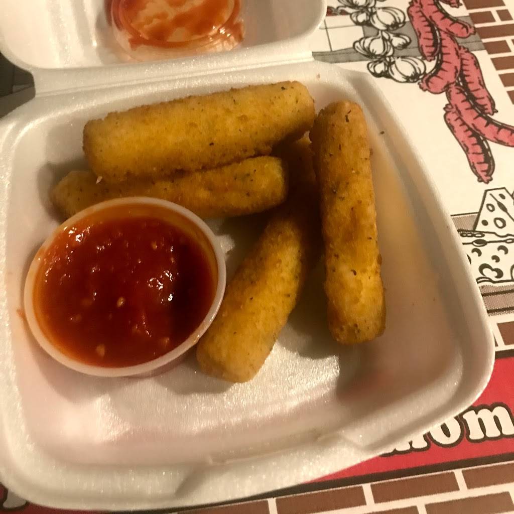 Amicos Exotic Pizza | restaurant | 4032 Cedar Springs Rd, Dallas, TX 75219, USA | 2145201331 OR +1 214-520-1331