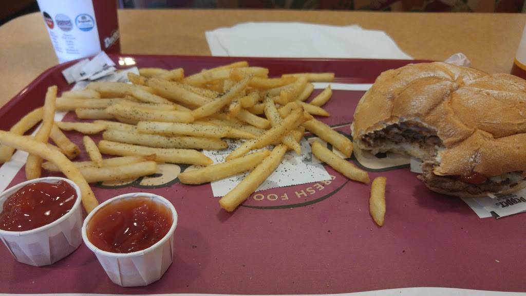 Duchess Family Restaurant | restaurant | 343 Old Gate Ln, Milford, CT 06460, USA | 2037839913 OR +1 203-783-9913