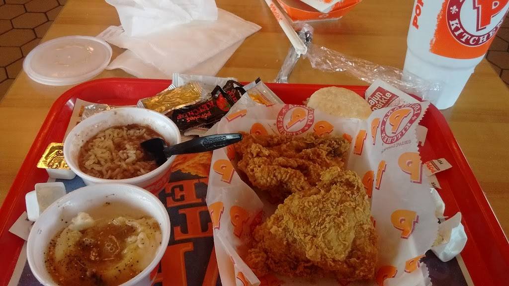 Popeyes Louisiana Kitchen | restaurant | 905 1/2 W Davis St, Conroe, TX 77301, USA | 9365392188 OR +1 936-539-2188