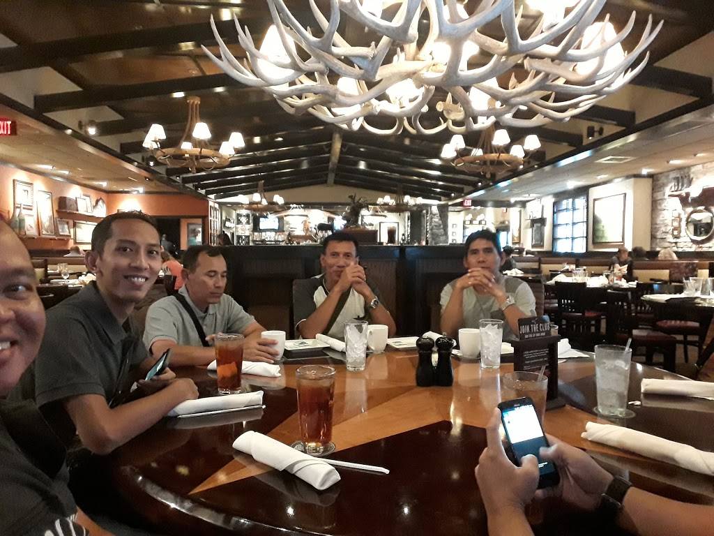 LongHorn Steakhouse | meal takeaway | 440 S Towne East Mall Drive, Wichita, KS 67207, USA | 3166188681 OR +1 316-618-8681