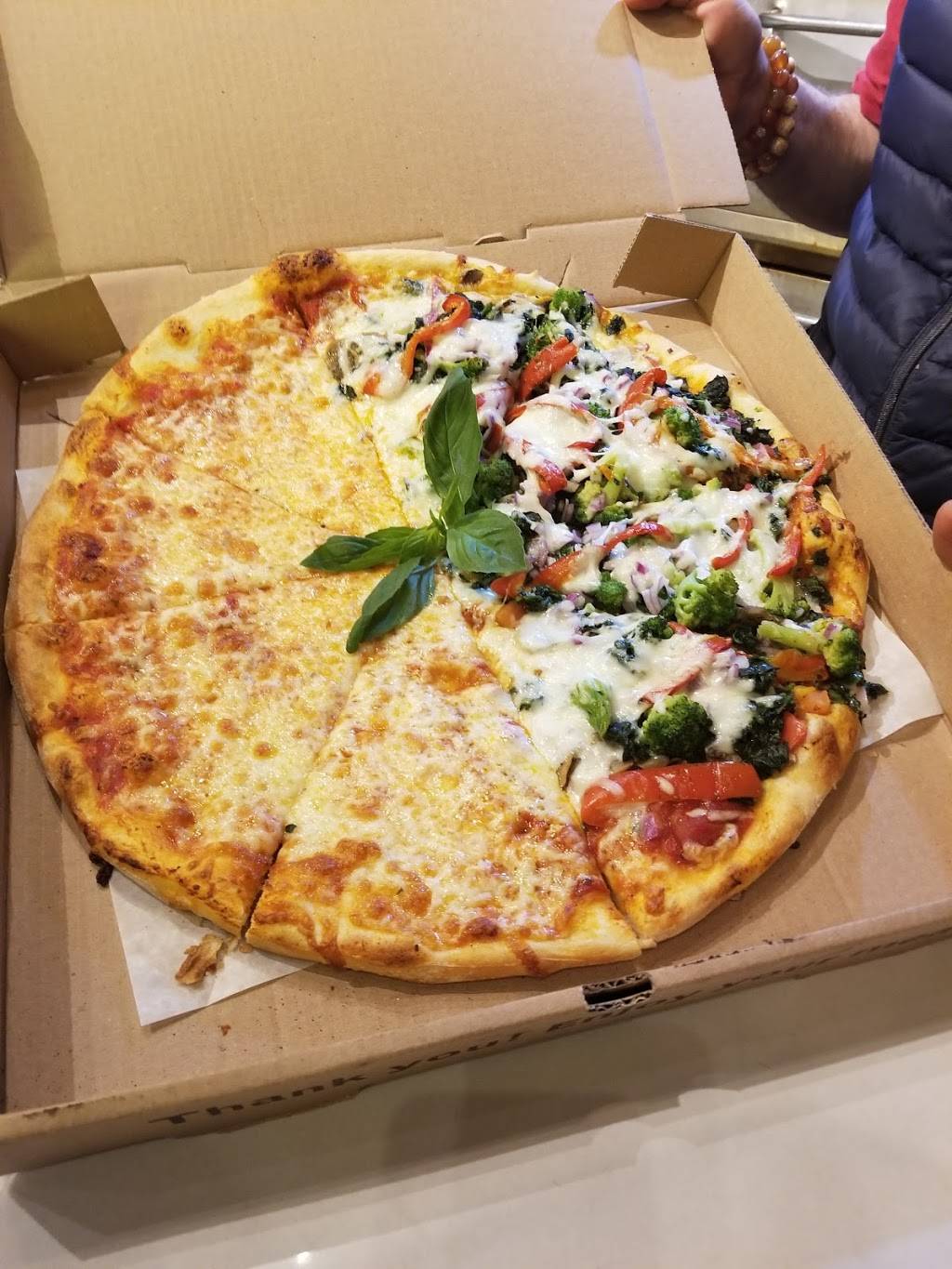 Bella Pizza | restaurant | 19 W Fordham Rd, Bronx, NY 10468, USA | 7188727206 OR +1 718-872-7206