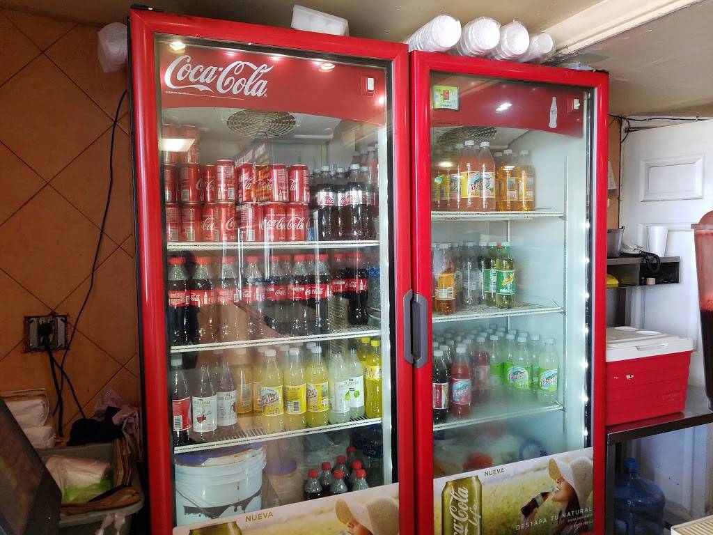 TORTAS DIEGOS | restaurant | Int. E02, Aeropuerto 1900, C.Comercial Otay, Mesa de Otay, 22435 Tijuana, B.C., Mexico | 016646231845 OR +52 664 623 1845