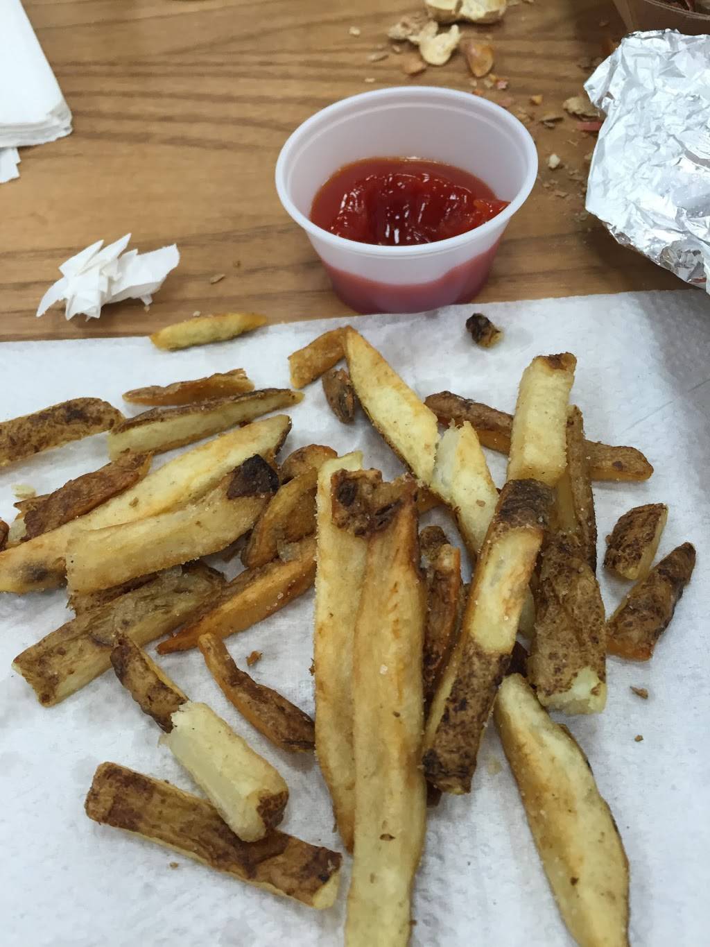 Five Guys | meal takeaway | 2140 Daniels St, Manteca, CA 95337, USA | 2099236106 OR +1 209-923-6106