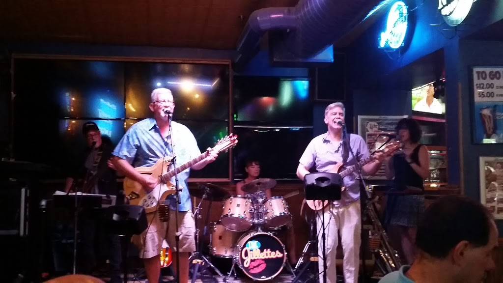 Water Street Tavern | meal takeaway | 132 S Water St, Kent, OH 44240, USA | 3306770700 OR +1 330-677-0700