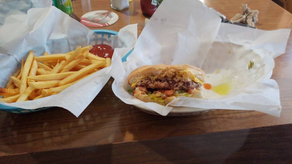 Nimrod Inn | restaurant | N12808 Northway Dr, Athelstane, WI 54104, USA | 7158565168 OR +1 715-856-5168