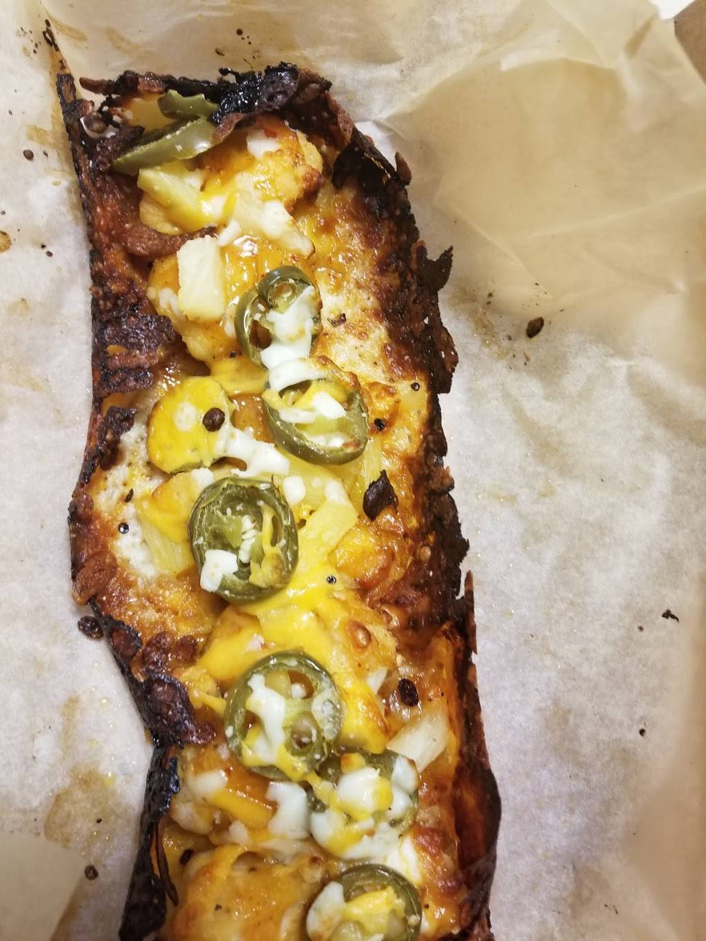 Dominos Pizza | meal delivery | 800 N Kedzie Ave, Chicago, IL 60651, USA | 7735961888 OR +1 773-596-1888