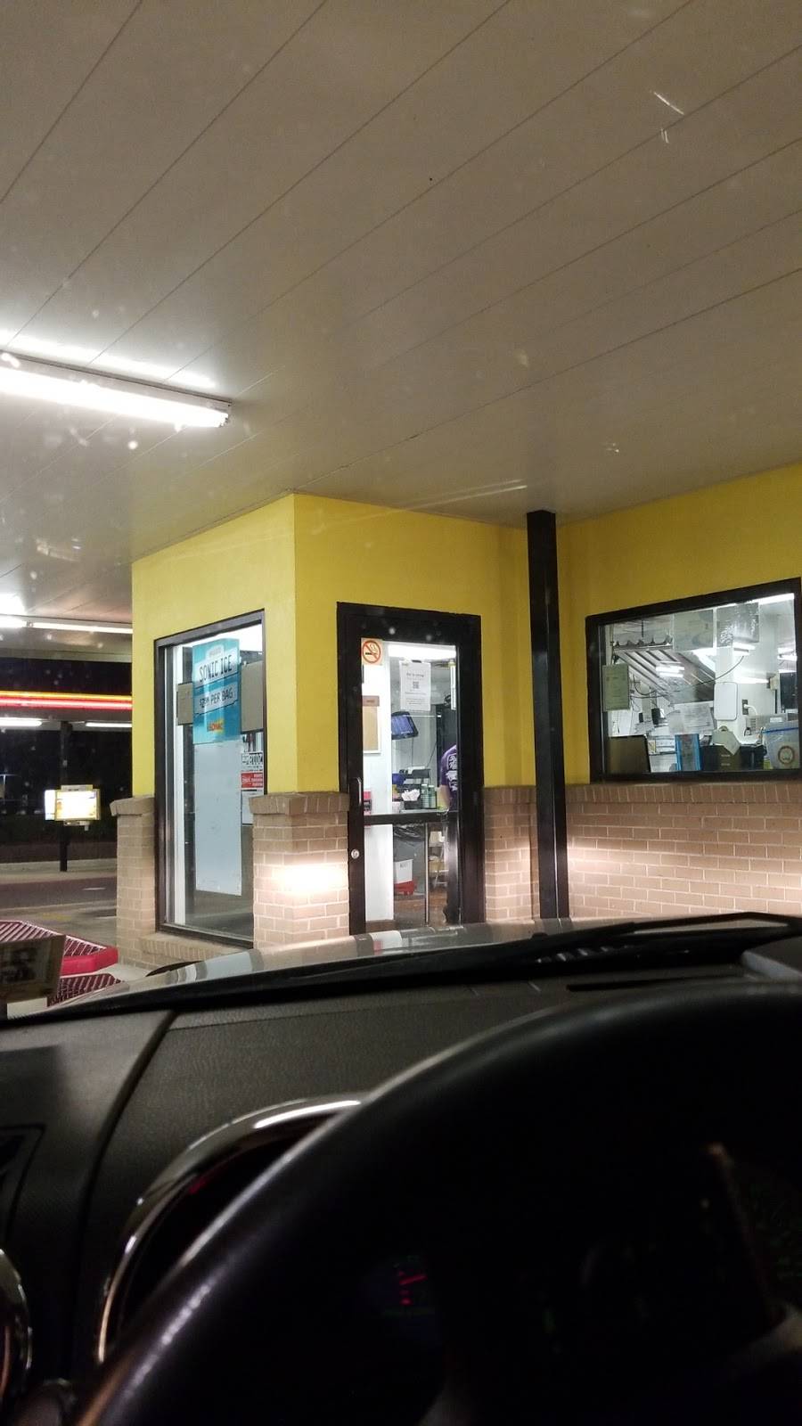 Sonic Drive-In | restaurant | 1014 Independence Blvd, Virginia Beach, VA 23455, USA | 7574608181 OR +1 757-460-8181