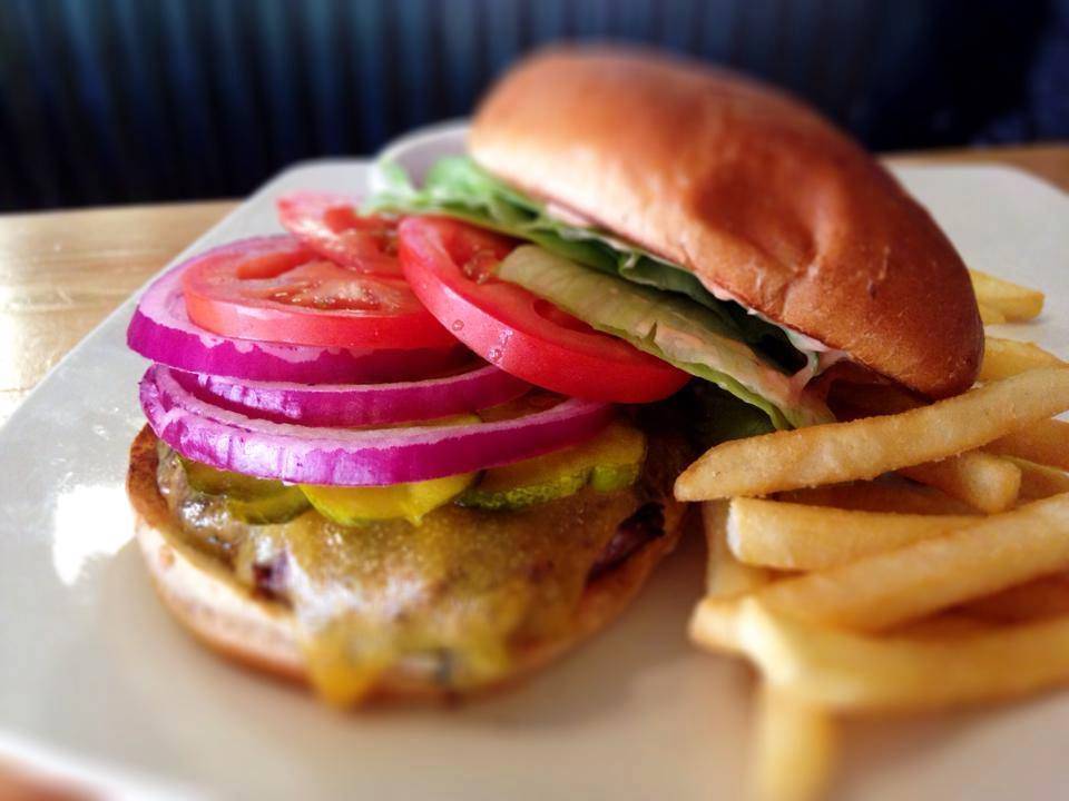 Palooza Brewery & Gastropub | restaurant | 8910 Sonoma Hwy, Kenwood, CA 95452, USA | 7078334000 OR +1 707-833-4000