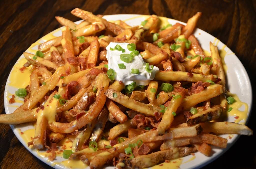 Shorts Burgers Eastside | restaurant | 521 Westbury Dr, Iowa City, IA 52245, USA | 3193387743 OR +1 319-338-7743