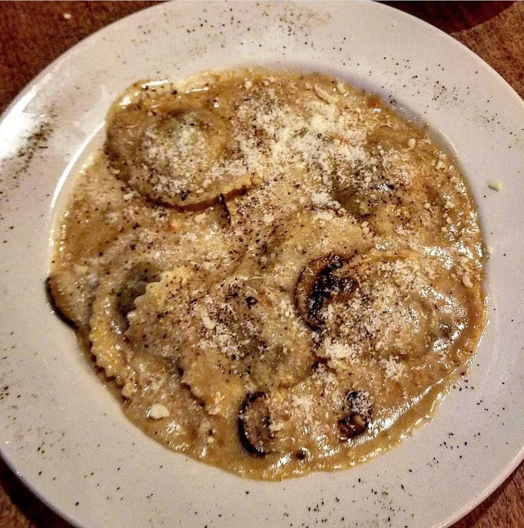 Vaticano Italian Restaurant Fort Erie | restaurant | 90 Niagara Blvd, Fort Erie, ON L2A 3G3, Canada | 9058716244 OR +1 905-871-6244